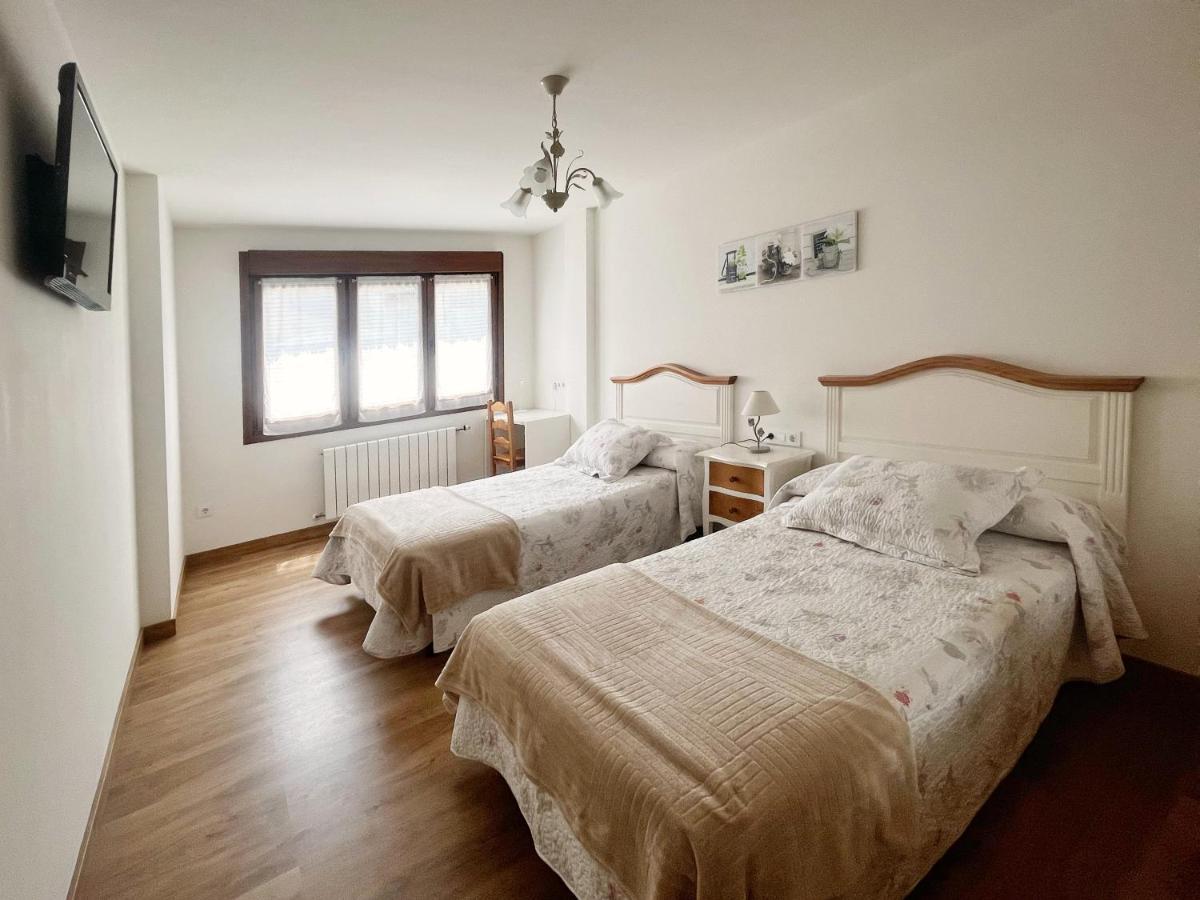 Apartamento Valbuena Potes Bagian luar foto